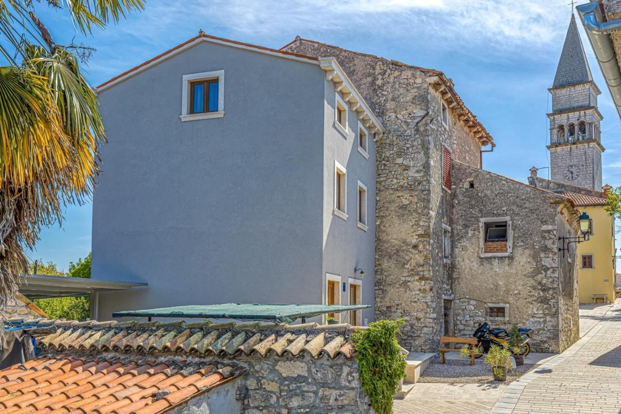 Holiday House Lidia I Rina Pićan Extérieur photo